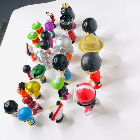 25 pcs Assort of Ryan World Mini Action Figure Gus Gator Bonkers Toy King Queen - Picture 7 of 7